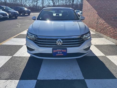 Used 2019 Volkswagen Jetta SE image 6