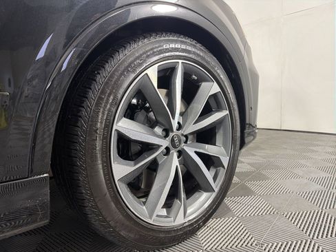 Used 2023 Audi SQ7 Premium Plus w/ Executive Package image 7