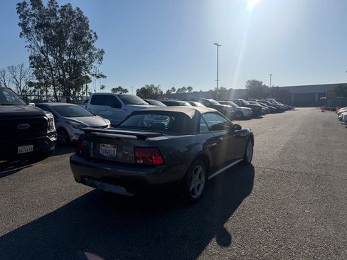 Used 2003 Ford Mustang GT RWD image 3