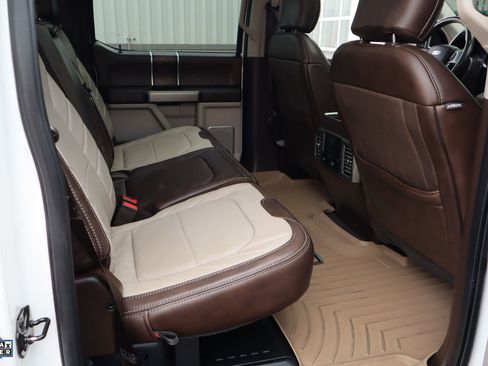 Used 2019 Ford F450 Limited image 29