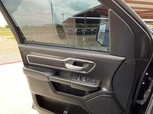 Used 2023 RAM 1500 Big Horn image 40