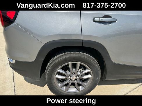 Used 2024 GMC Terrain SLT image 10