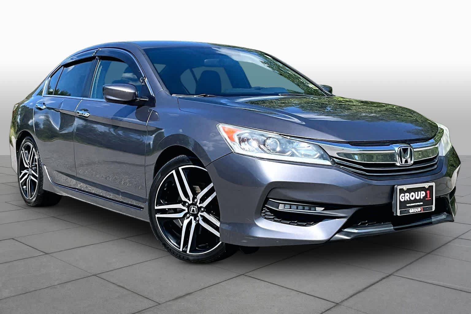 Used 2017 Honda Accord Sport Special Edition image 3