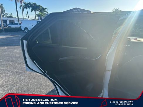 Used 2023 Buick Envision Avenir FWD image 26
