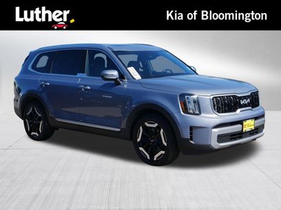 Used 2023 Kia Telluride EX w/ EX Captain's Chair Package