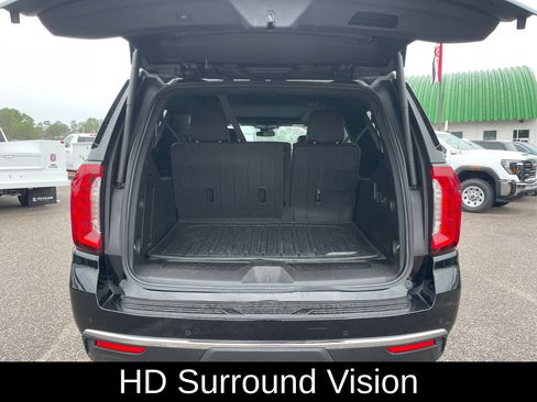 Used 2024 GMC Yukon XL SLT w/ SLT Premium Package image 25