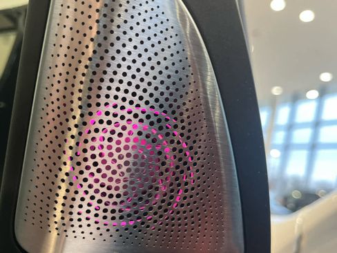 Used 2025 BMW X5 M Competition w/ Executive Package image 21