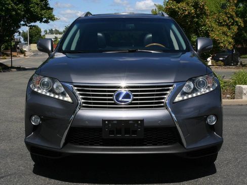 Used 2014 Lexus RX 450h AWD image 4