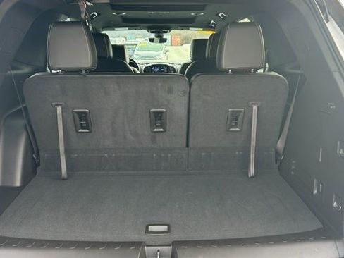 Certified 2023 Chevrolet Traverse Premier w/ Redline Edition image 5