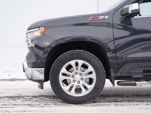 Used 2022 Chevrolet Silverado 1500 LTZ w/ LTZ Premium Package image 12