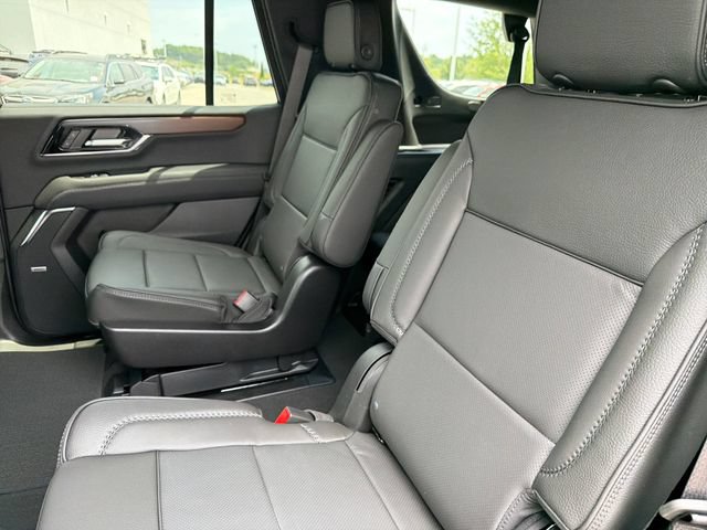 New 2026 GMC Yukon Denali w/ Denali Reserve Package AWD/4WD image 19
