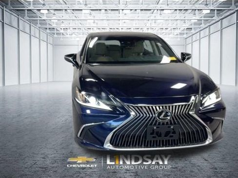 Used 2021 Lexus ES 350 w/ Premium Package FWD image 4