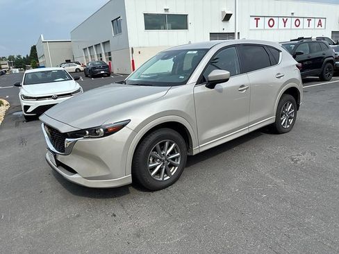 Used 2025 MAZDA CX-5 AWD 2.5 S w/ Select Package image 14