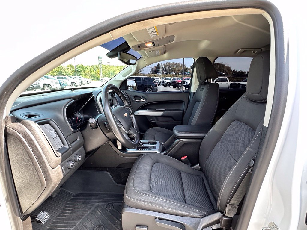 Used 2018 Chevrolet Colorado LT AWD/4WD image 18