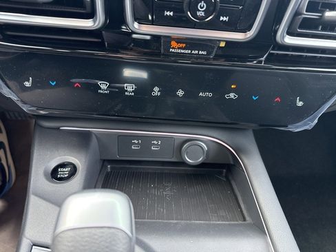 New 2026 Nissan Sentra SR image 17