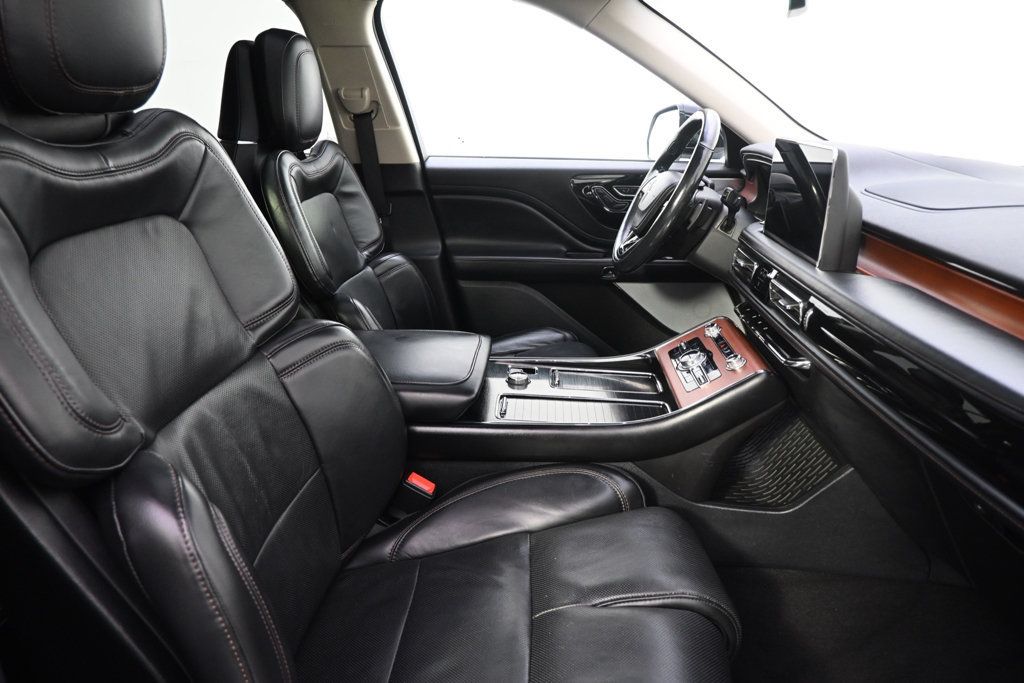 Used 2020 Lincoln Aviator Reserve w/ Equipment Group 202A AWD/4WD image 16