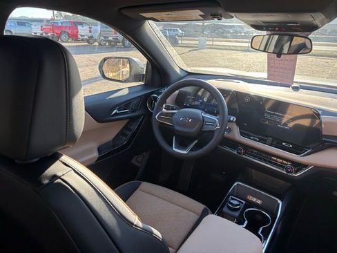 New 2026 Chevrolet Equinox ACTIV w/ Convenience Package III image 21