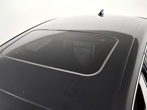 Used 2017 Lexus IS 300 AWD image 13