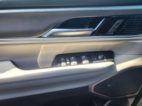 New 2026 Jeep Grand Wagoneer 4WD w/ Premium Group I image 22