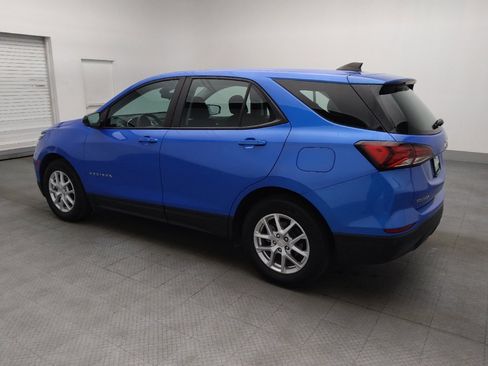 Used 2024 Chevrolet Equinox LS w/ Driver Confidence II Package FWD image 3