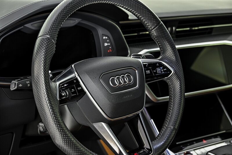 Used 2021 Audi RS 7 Sportback w/ Carbon Optic Package AWD/4WD image 35