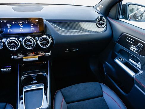 New 2026 Mercedes-Benz GLA 250 4MATIC image 15