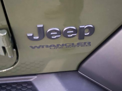 Used 2021 Jeep Wrangler Unlimited Sport AWD/4WD image 8