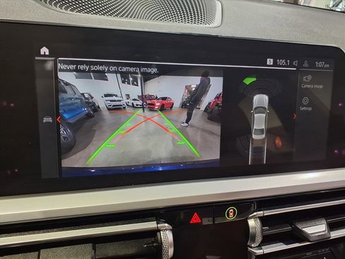 Used 2020 BMW 330i xDrive Sedan w/ Convenience Package image 16