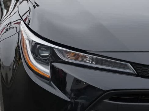 Certified 2023 Toyota Corolla LE FWD image 5