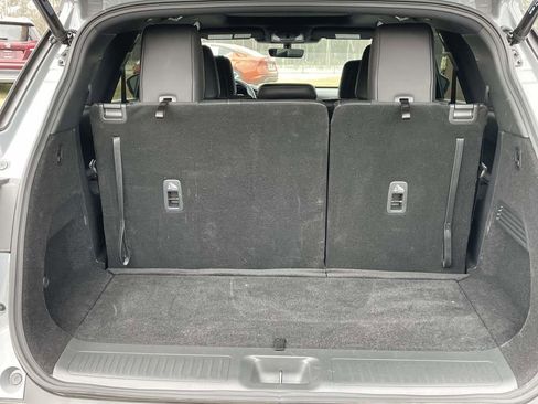 Used 2025 INFINITI QX60 Luxe w/ Black Edition image 9