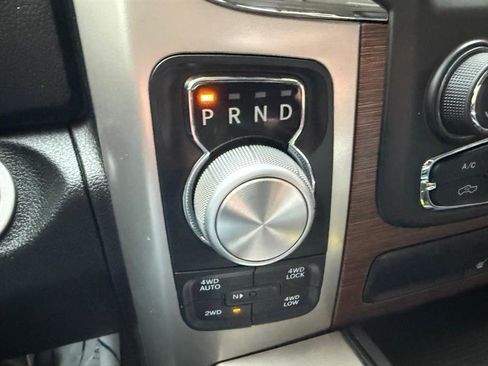 Used 2017 RAM 1500 Laramie w/ Convenience Group AWD/4WD image 21