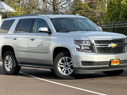 Used 2015 Chevrolet Tahoe LT image 2