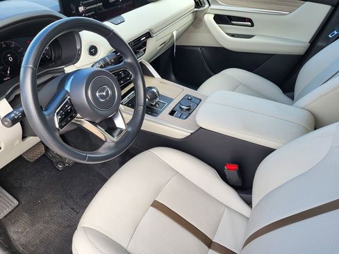 Used 2025 MAZDA CX-90 Plug-In Hybrid w/ Premium Plus image 12