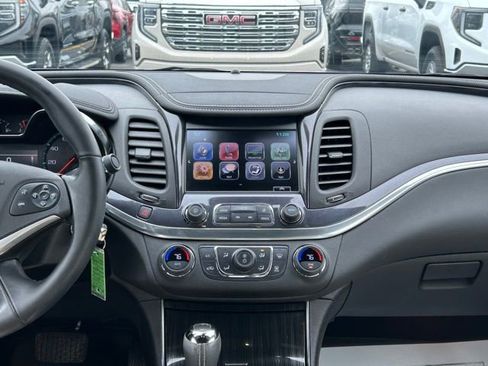 Used 2017 Chevrolet Impala LT w/ Leather Package image 21