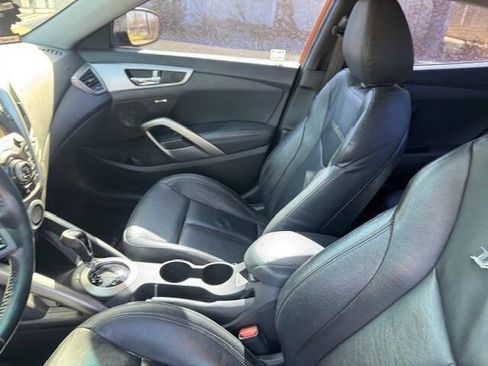 Used 2014 Hyundai Veloster RE:FLEX Edition FWD image 22