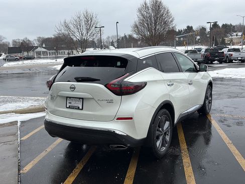 Used 2023 Nissan Murano Platinum image 6