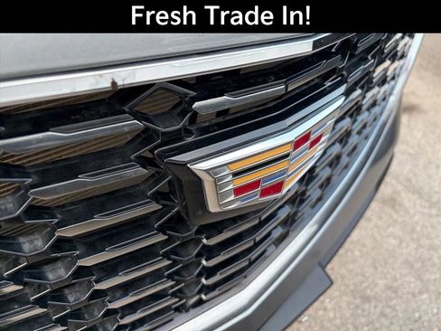 Used 2023 Cadillac XT4 Luxury image 3