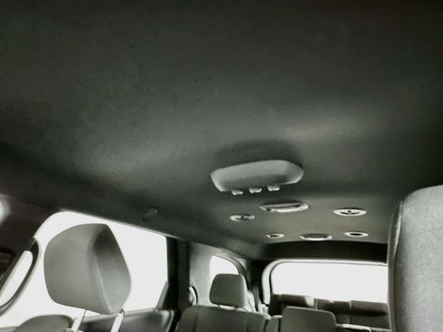 Used 2025 Dodge Durango GT RWD image 21