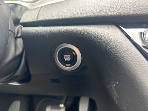 New 2026 Chrysler Voyager LX image 28