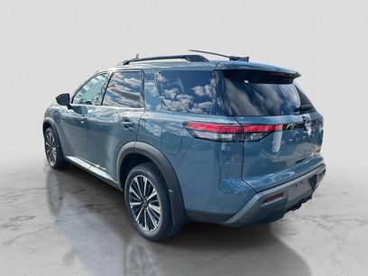 New 2026 Nissan Pathfinder Platinum
