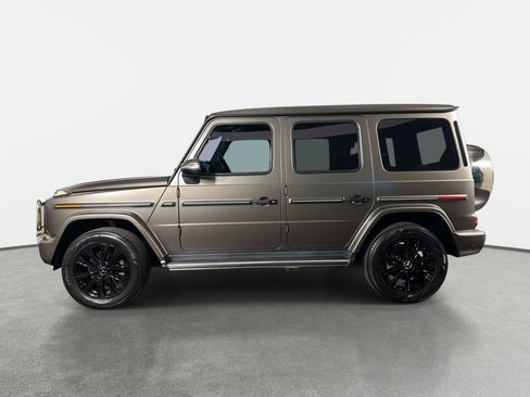 Used 2022 Mercedes-Benz G 550 image 10