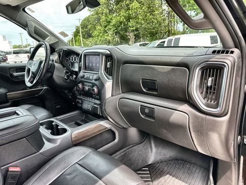 Certified 2021 Chevrolet Silverado 1500 RST AWD/4WD image 28