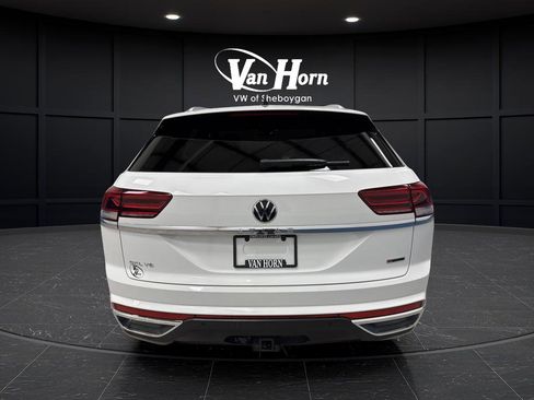 Used 2020 Volkswagen Atlas Cross Sport SEL Premium image 14