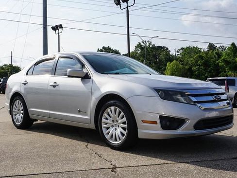 Used 2010 Ford Fusion Hybrid FWD image 2