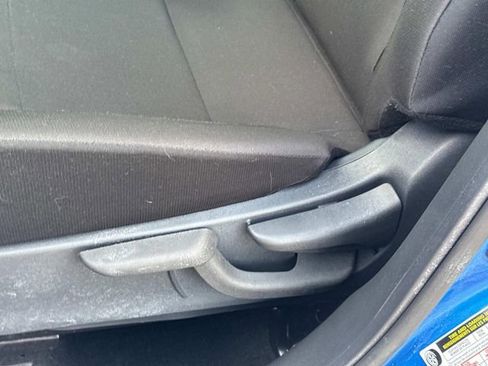 Certified 2025 Nissan Kicks Play S FWD image 22