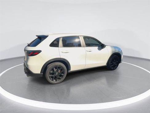 New 2025 Honda HR-V Sport image 8