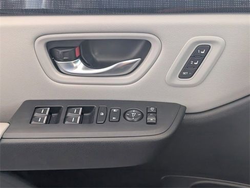 Used 2023 Honda Pilot Elite image 25