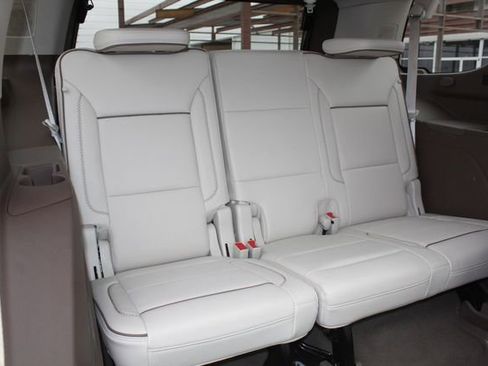 Used 2023 GMC Yukon Denali AWD/4WD image 19