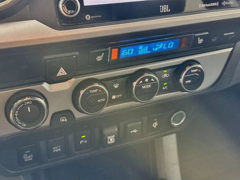 Certified 2021 Toyota Tacoma Limited AWD/4WD image 16