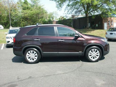 Used 2015 Kia Sorento EX w/ EX V6 Touring Package image 4